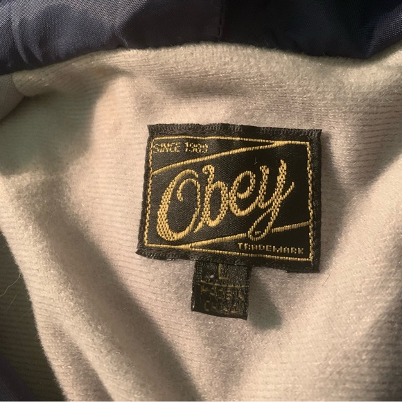 Hooded/lined Obey nylon coaches jacket, large. - Picture 5 of 8